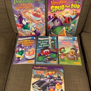 Set of 6 Veggie Tales books